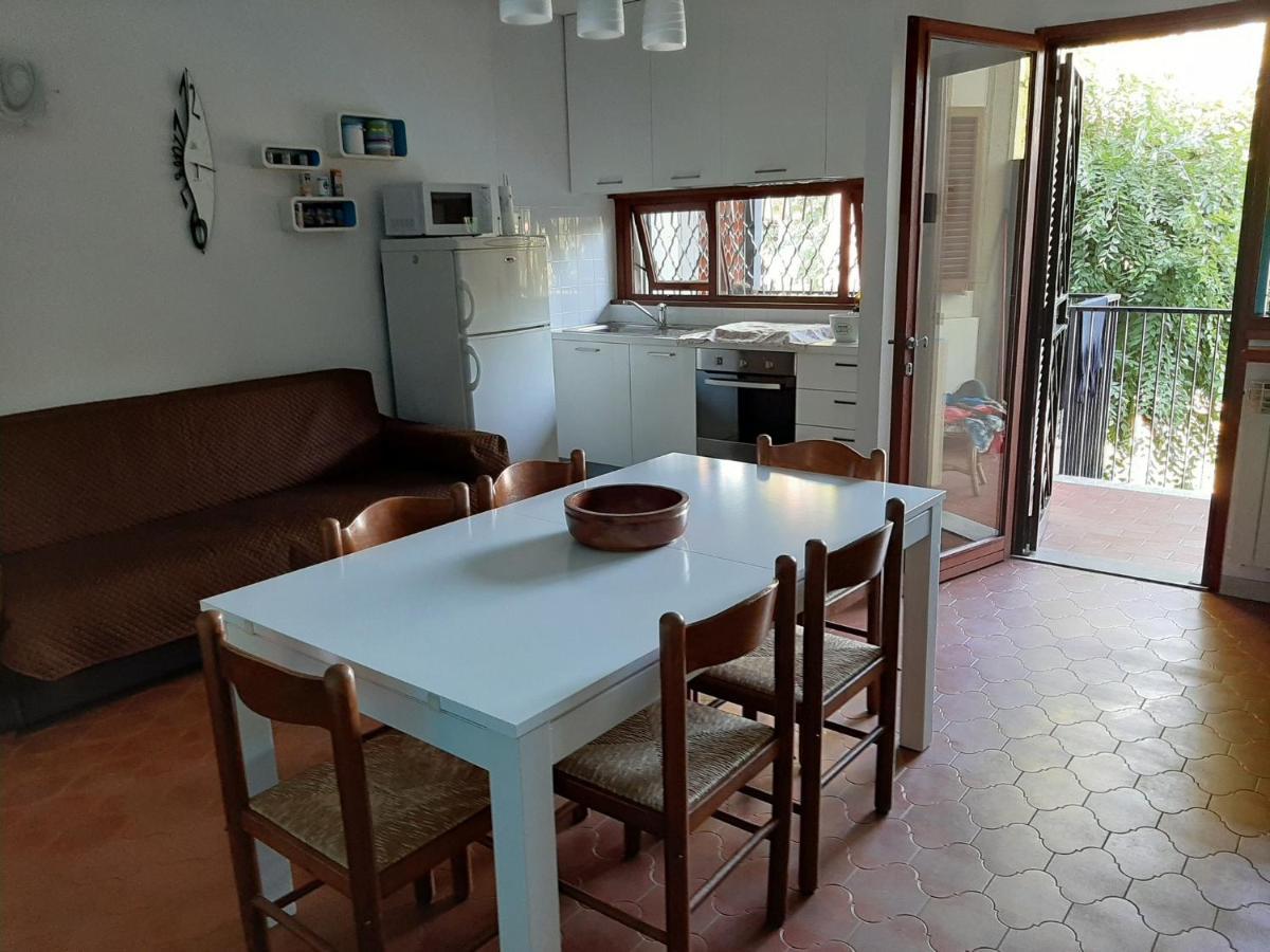 Appartamento Genziana - Con Vista Piscina E Garage 西尔米奥奈 外观 照片